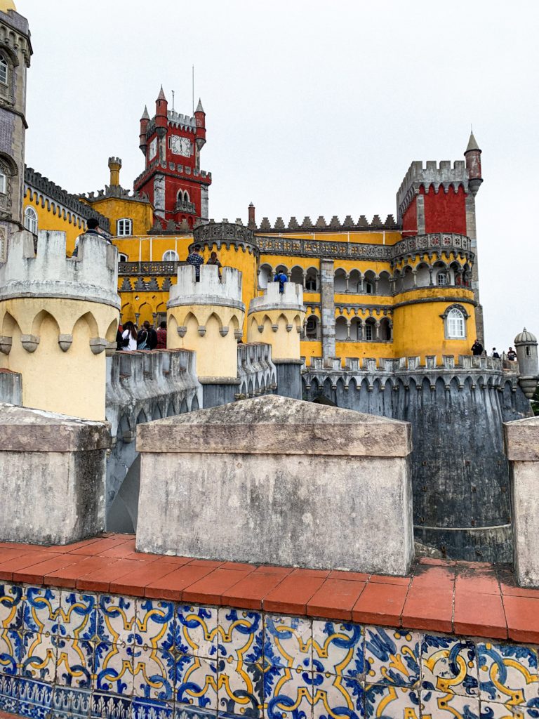 Que faire à Lisbonne en 4 jours ? Palais National de Pena Sintra Lisbonne