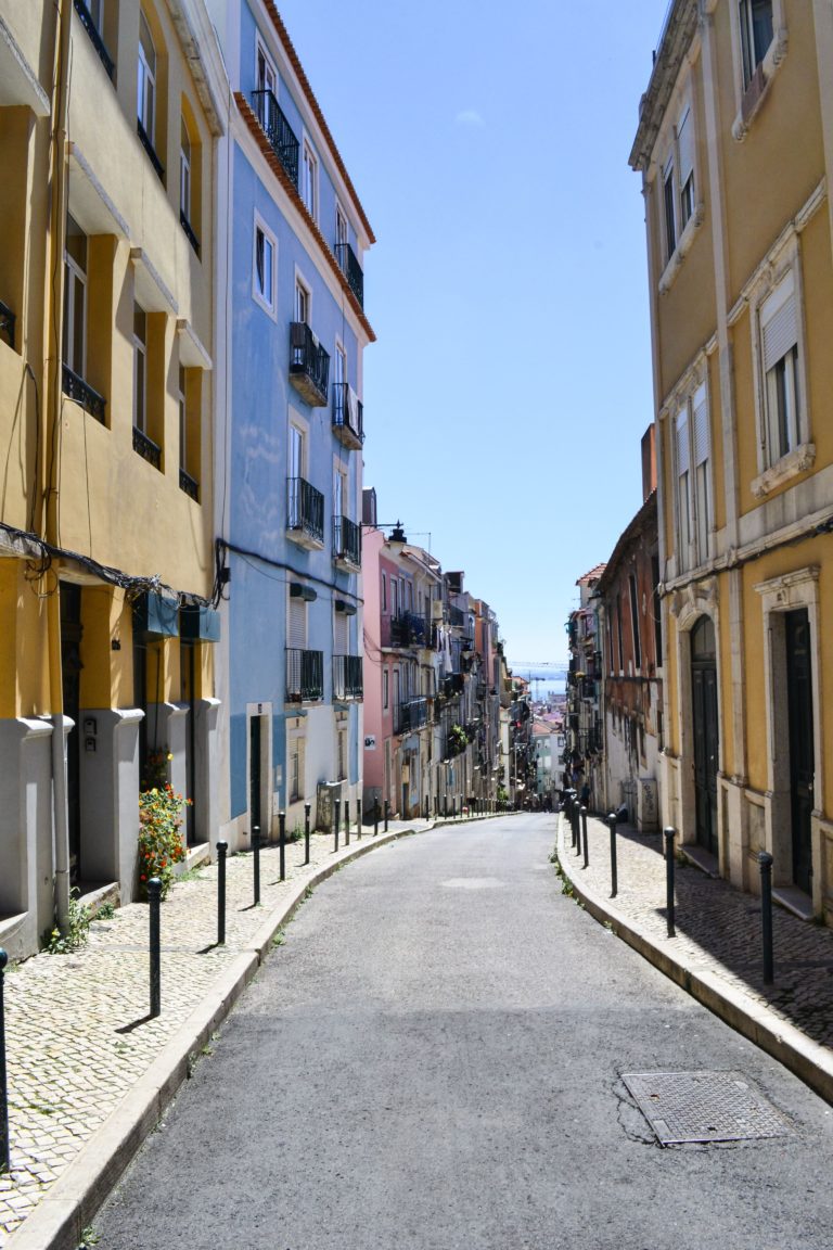 Ruelle centre ville Lisbonne