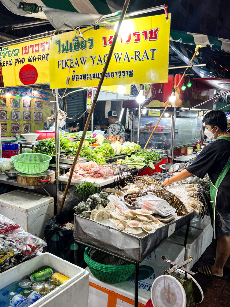 yaowarat road chinatown