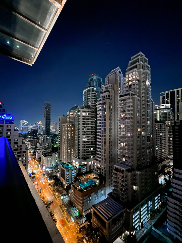 Quel rooftop à Bangkok ? The Speakeasy Rooftop Bar